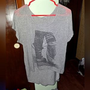 Medium short sleeve top